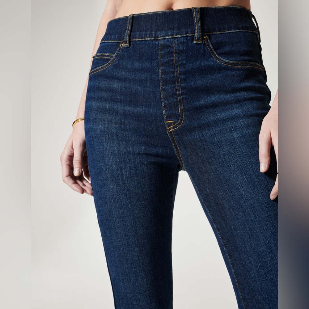 NWT Spanx Skinny Jeans (Tall) (Size Small)